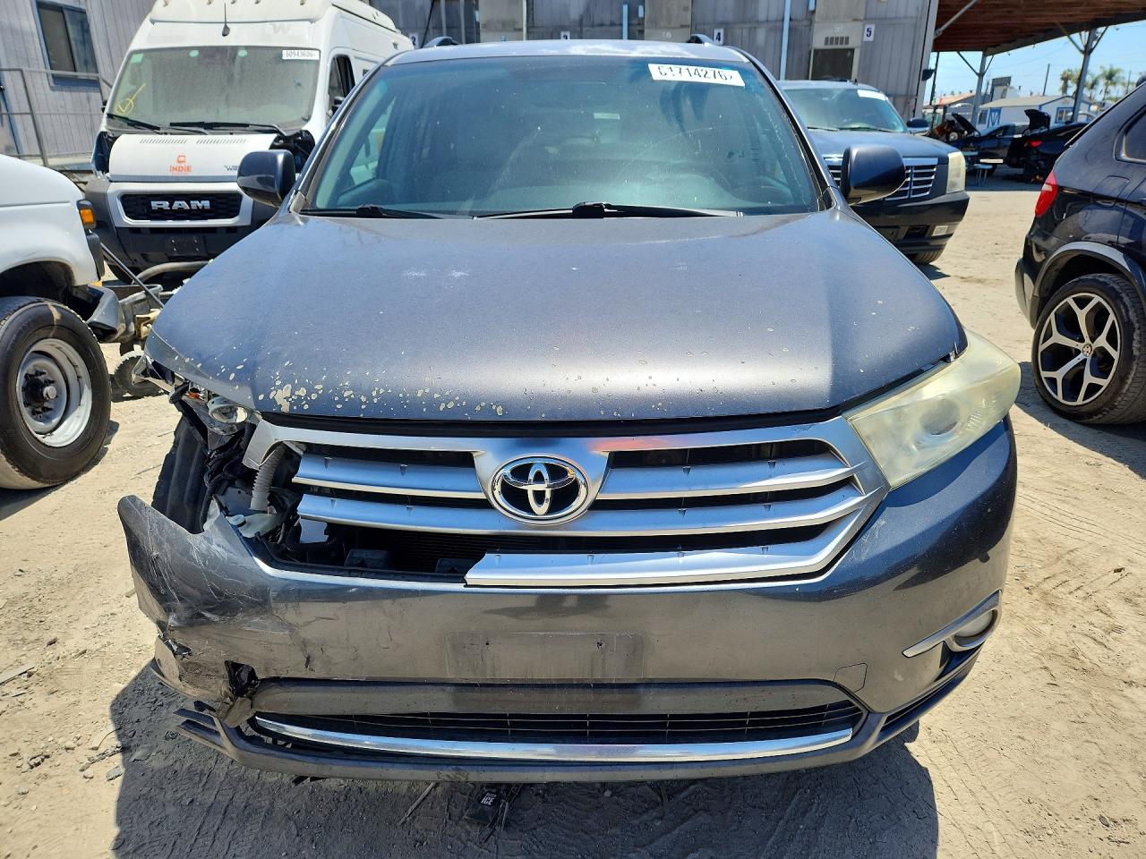 2011 TOYOTA HIGHLANDER