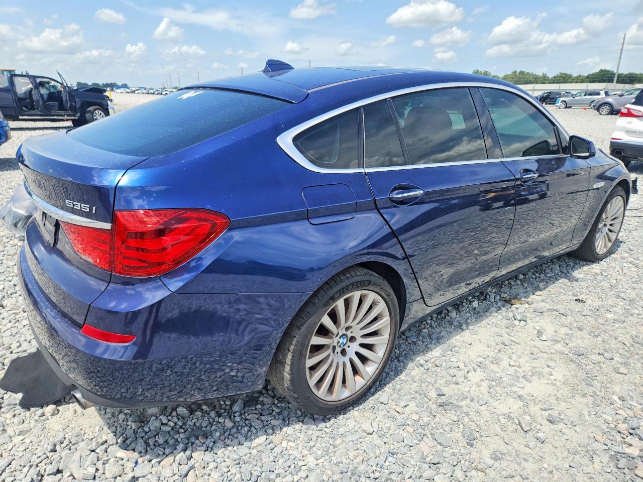 2013 BMW 5 SERIES