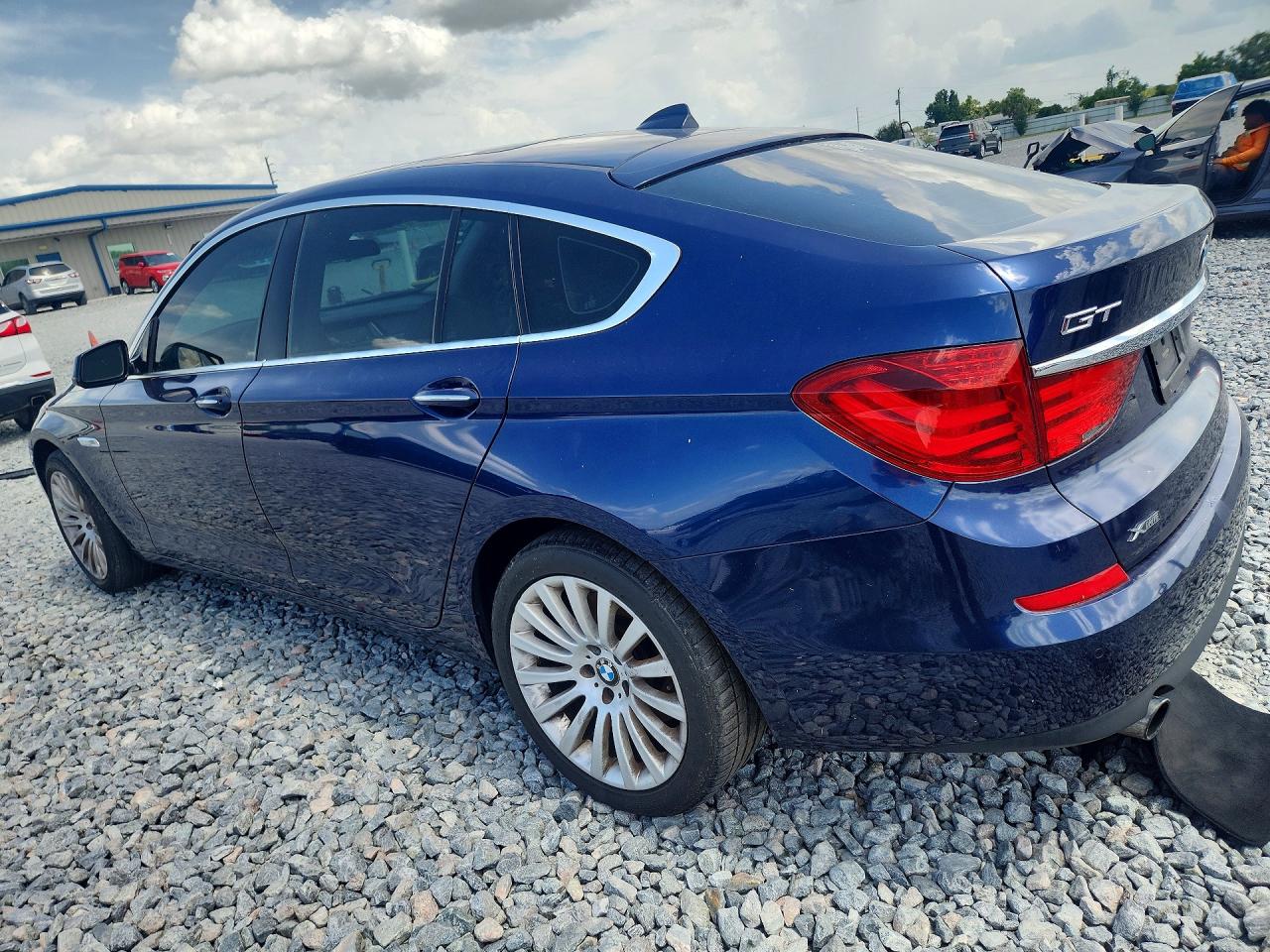 2013 BMW 5 SERIES