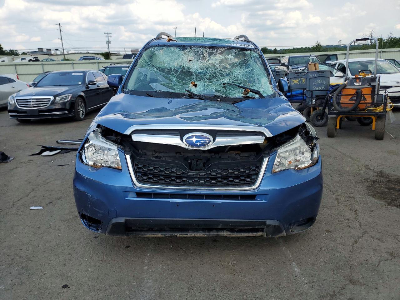 2015 SUBARU FORESTER