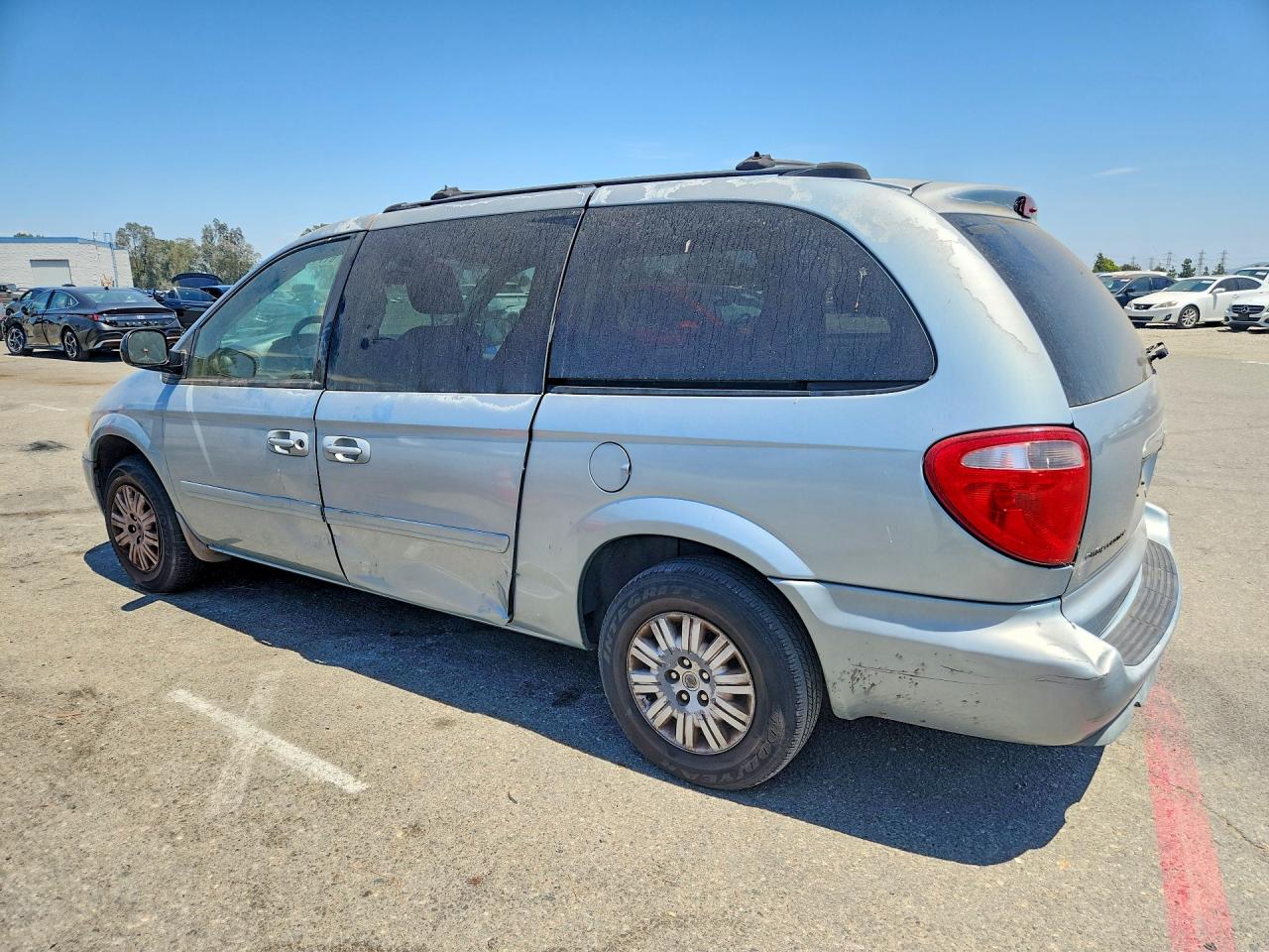 2006 CHRYSLER MINIVAN