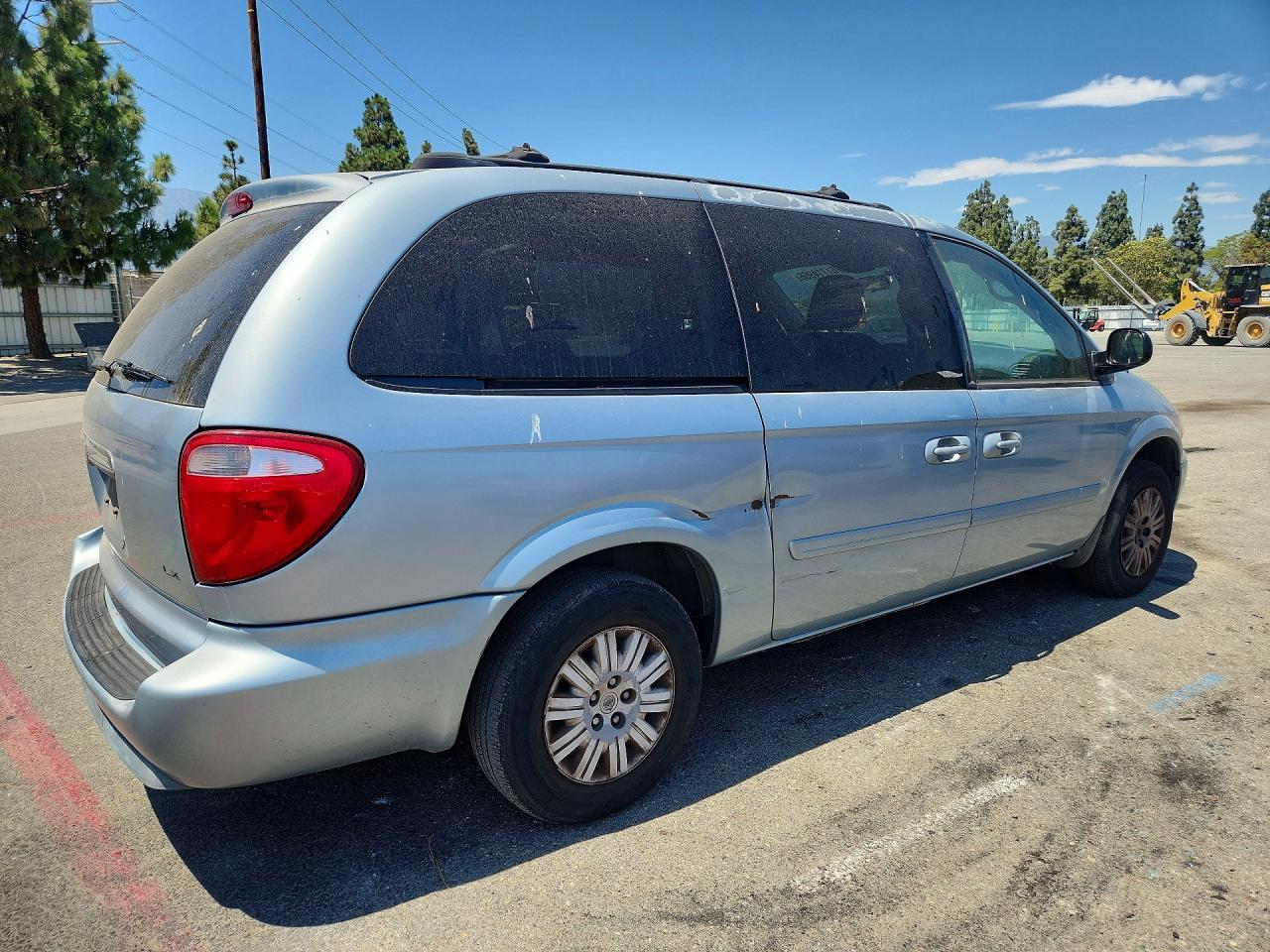 2006 CHRYSLER MINIVAN
