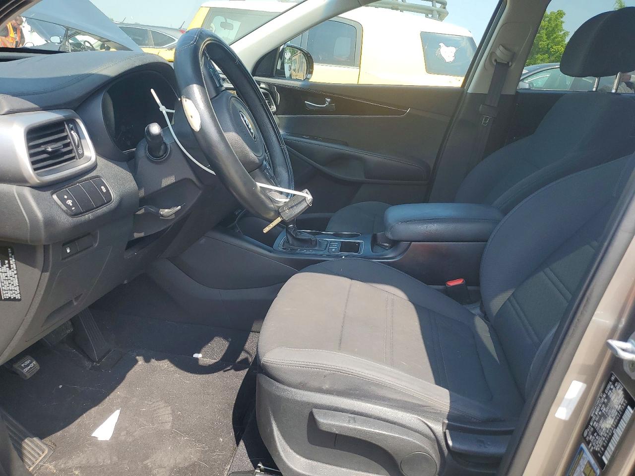 2017 KIA SORENTO