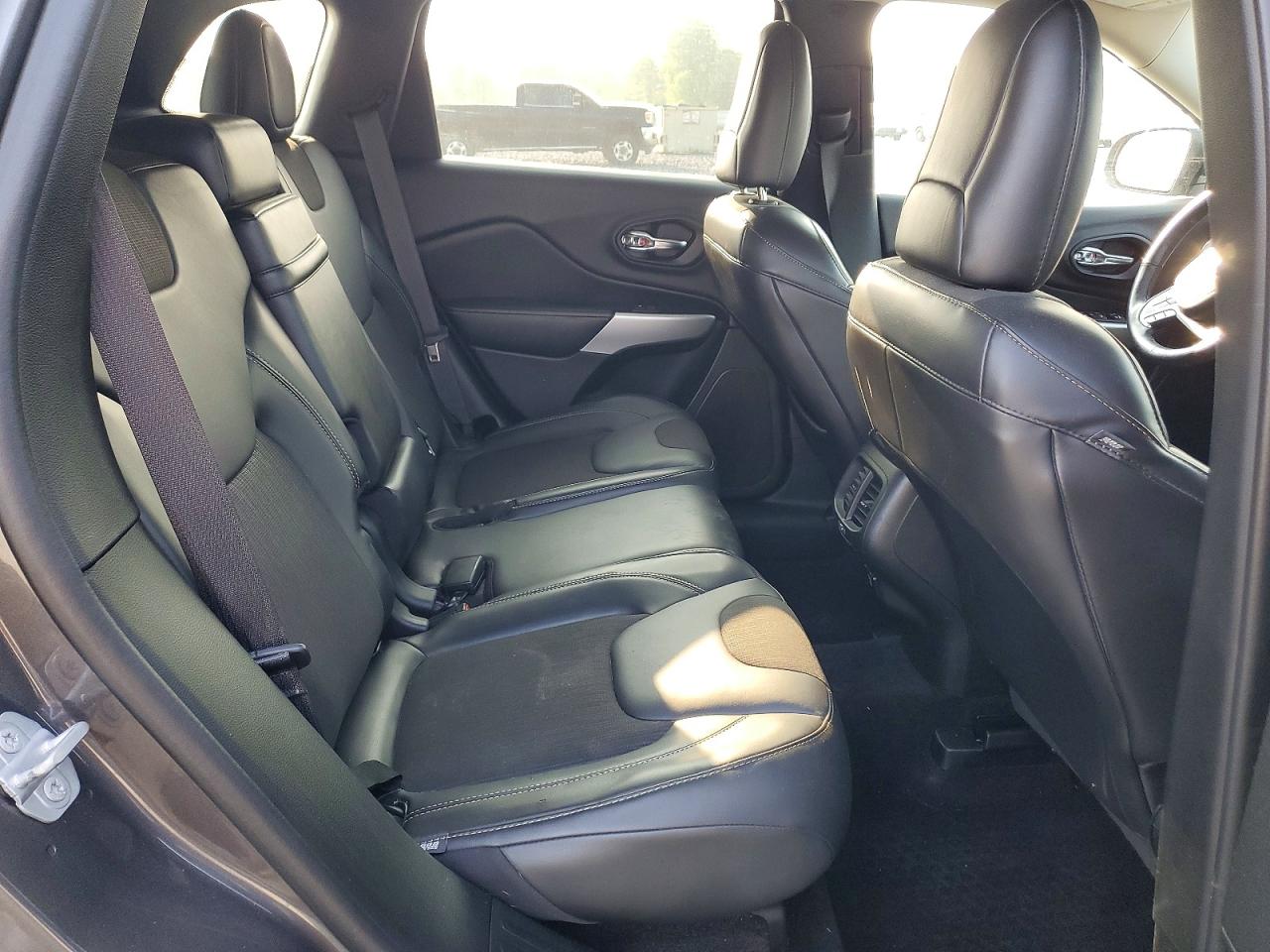 2018 JEEP CHEROKEE