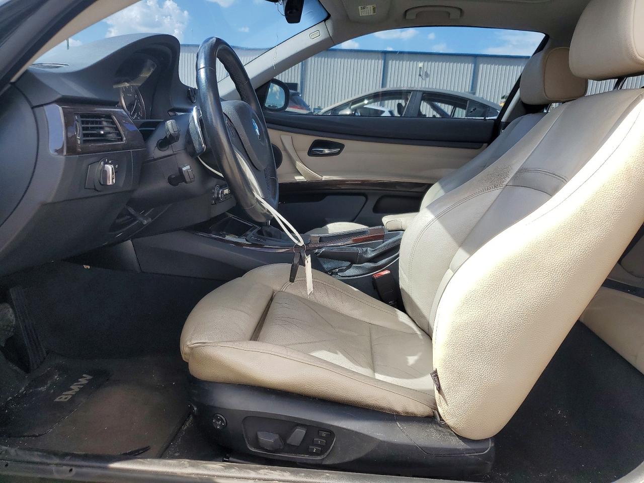 2011 BMW 3 SERIES