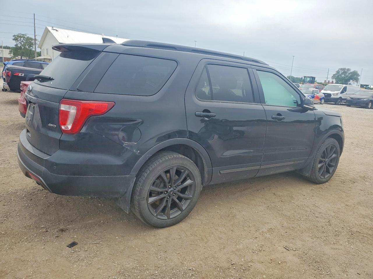 2017 FORD EXPLORER
