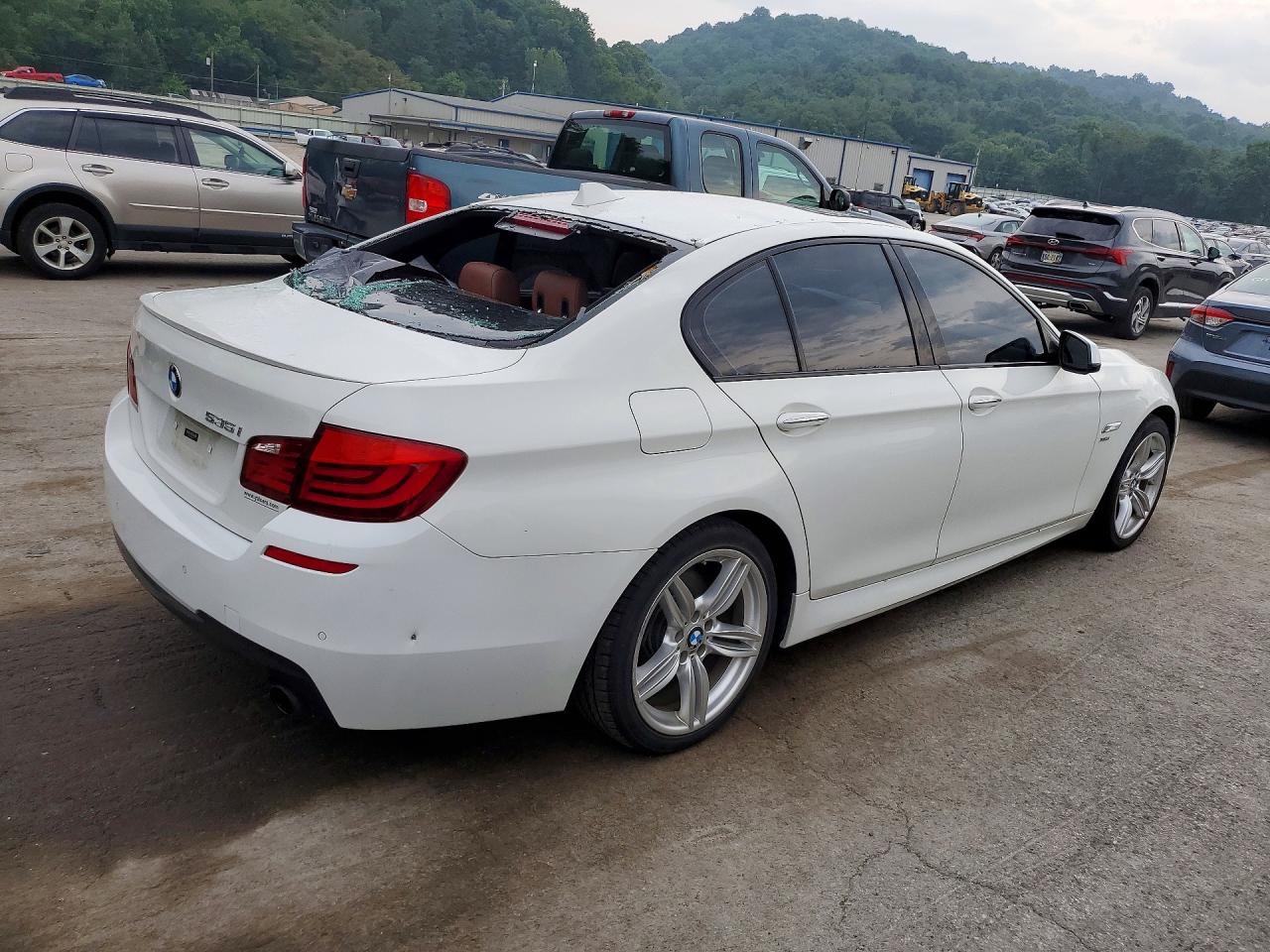 2011 BMW 5 SERIES