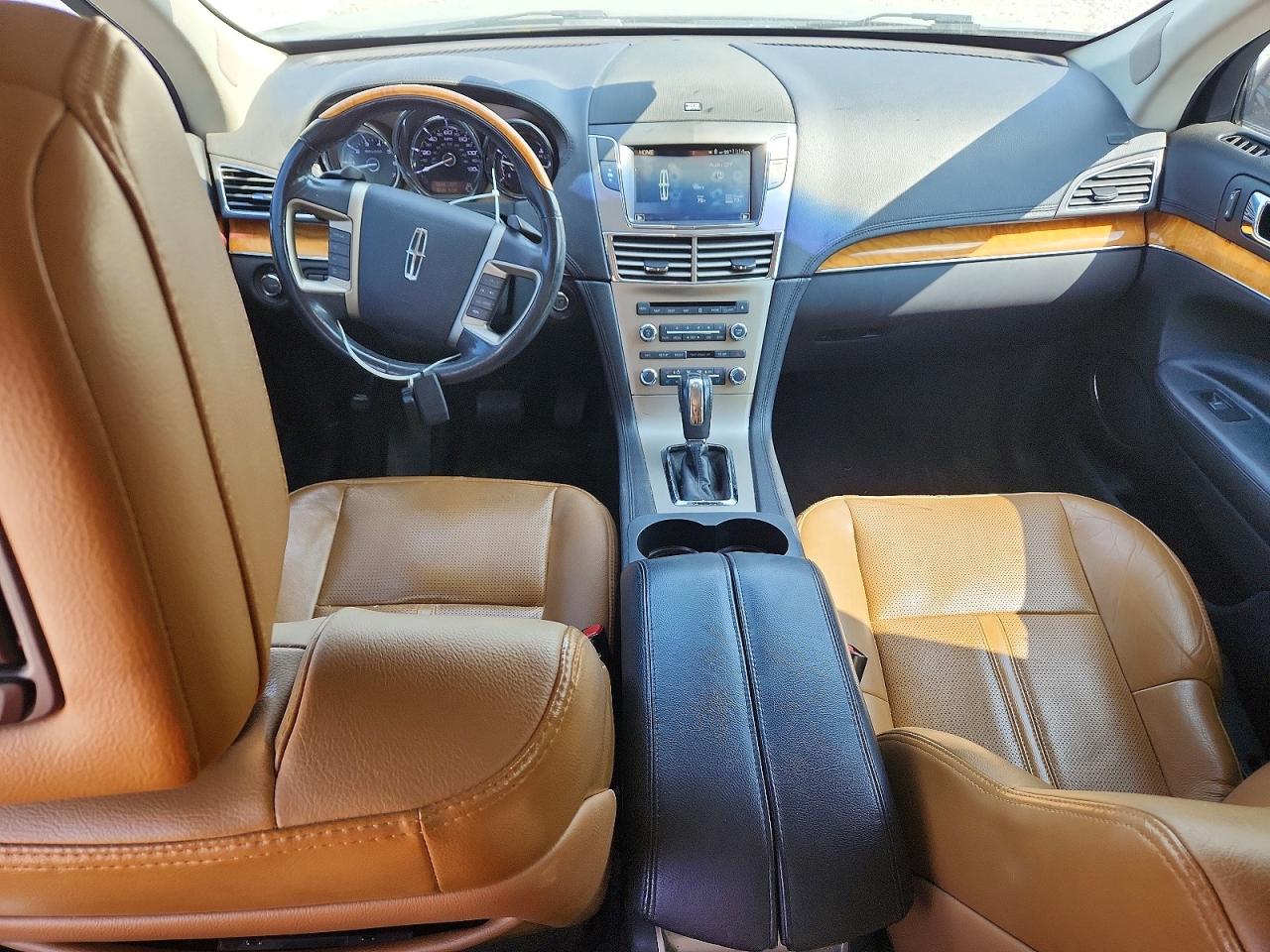 2012 LINCOLN MKT