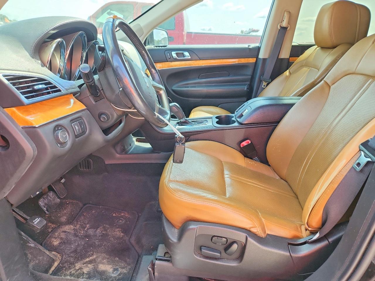 2012 LINCOLN MKT