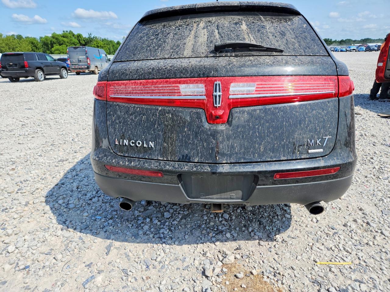 2012 LINCOLN MKT