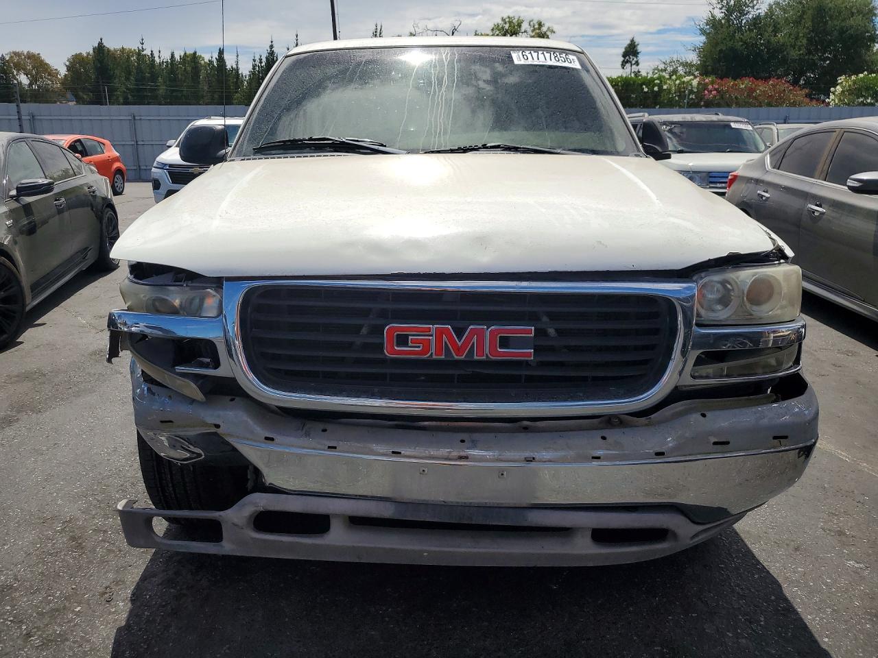 2004 GMC YUKON