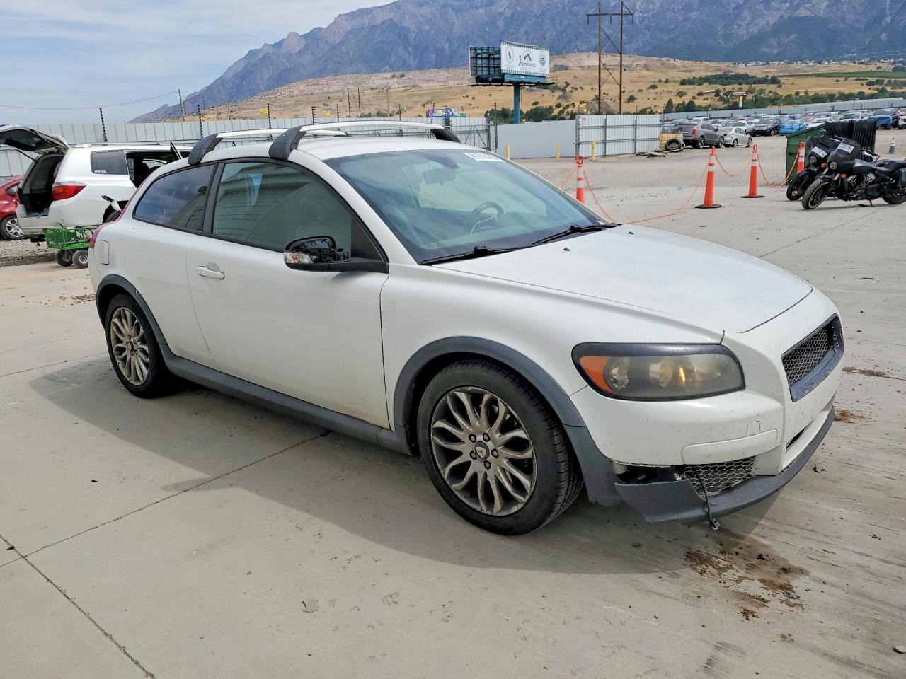 2009 VOLVO C30