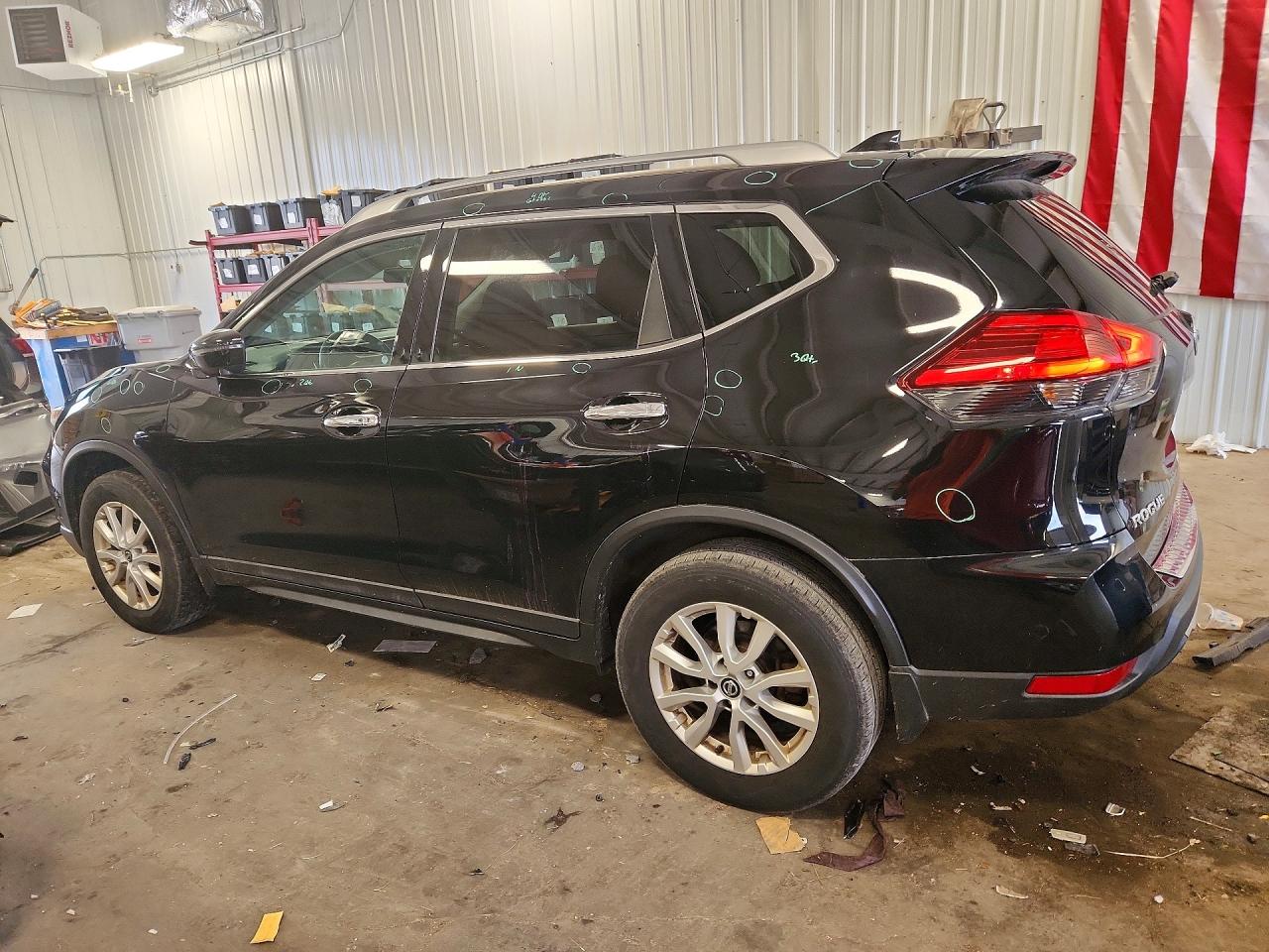 2017 NISSAN ROGUE