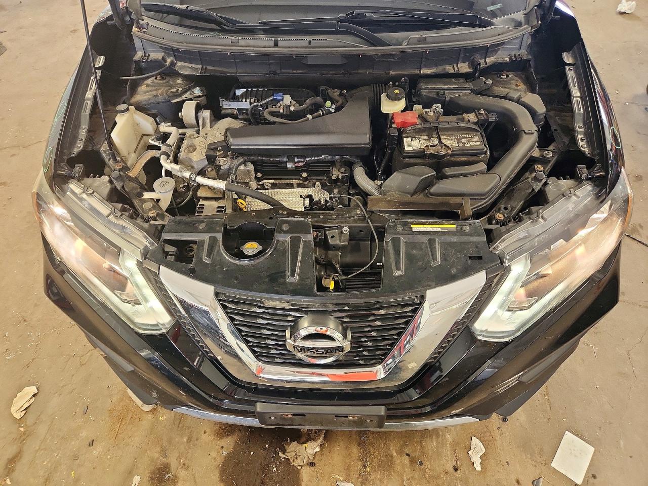 2017 NISSAN ROGUE