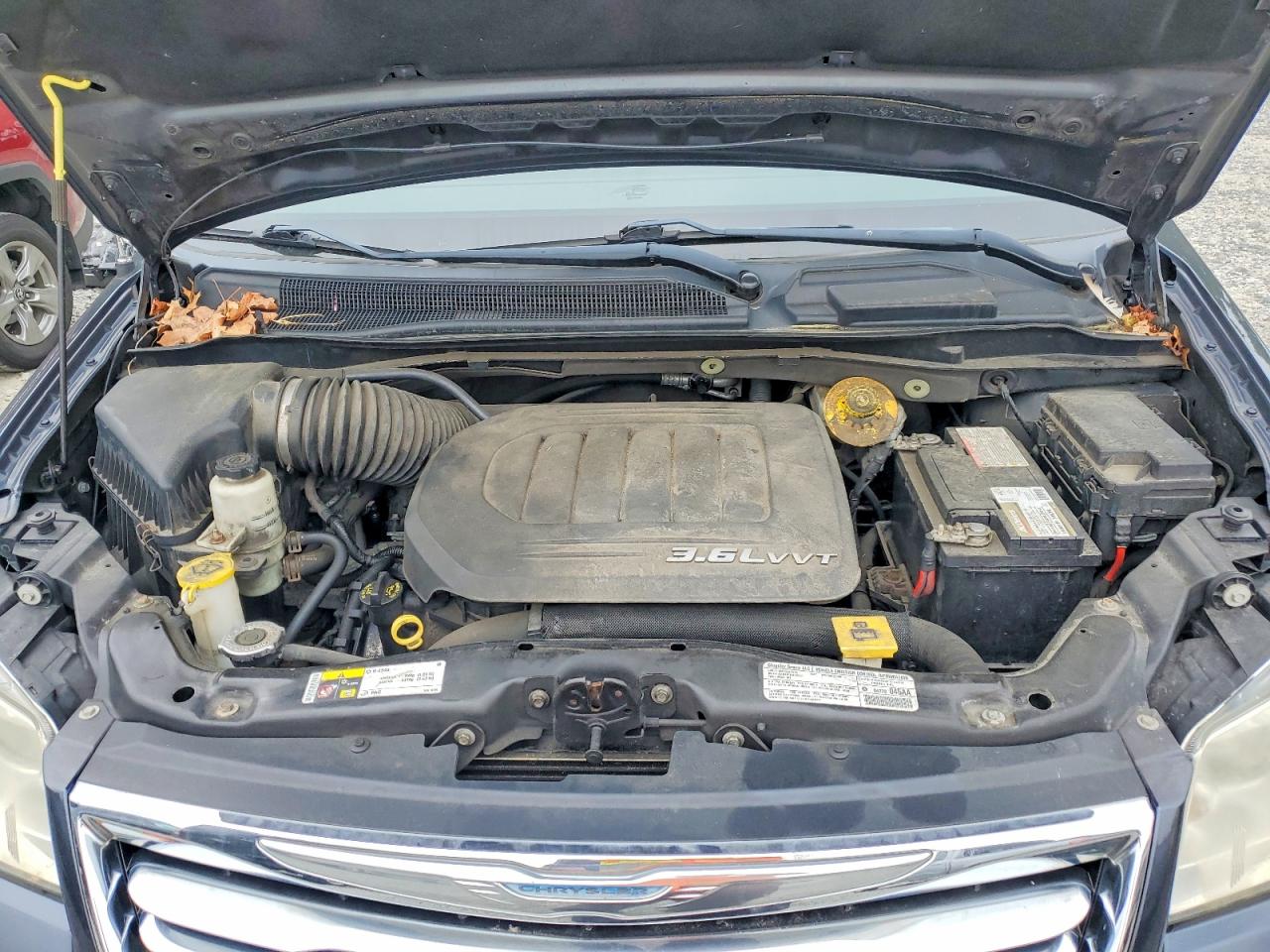 2013 CHRYSLER MINIVAN