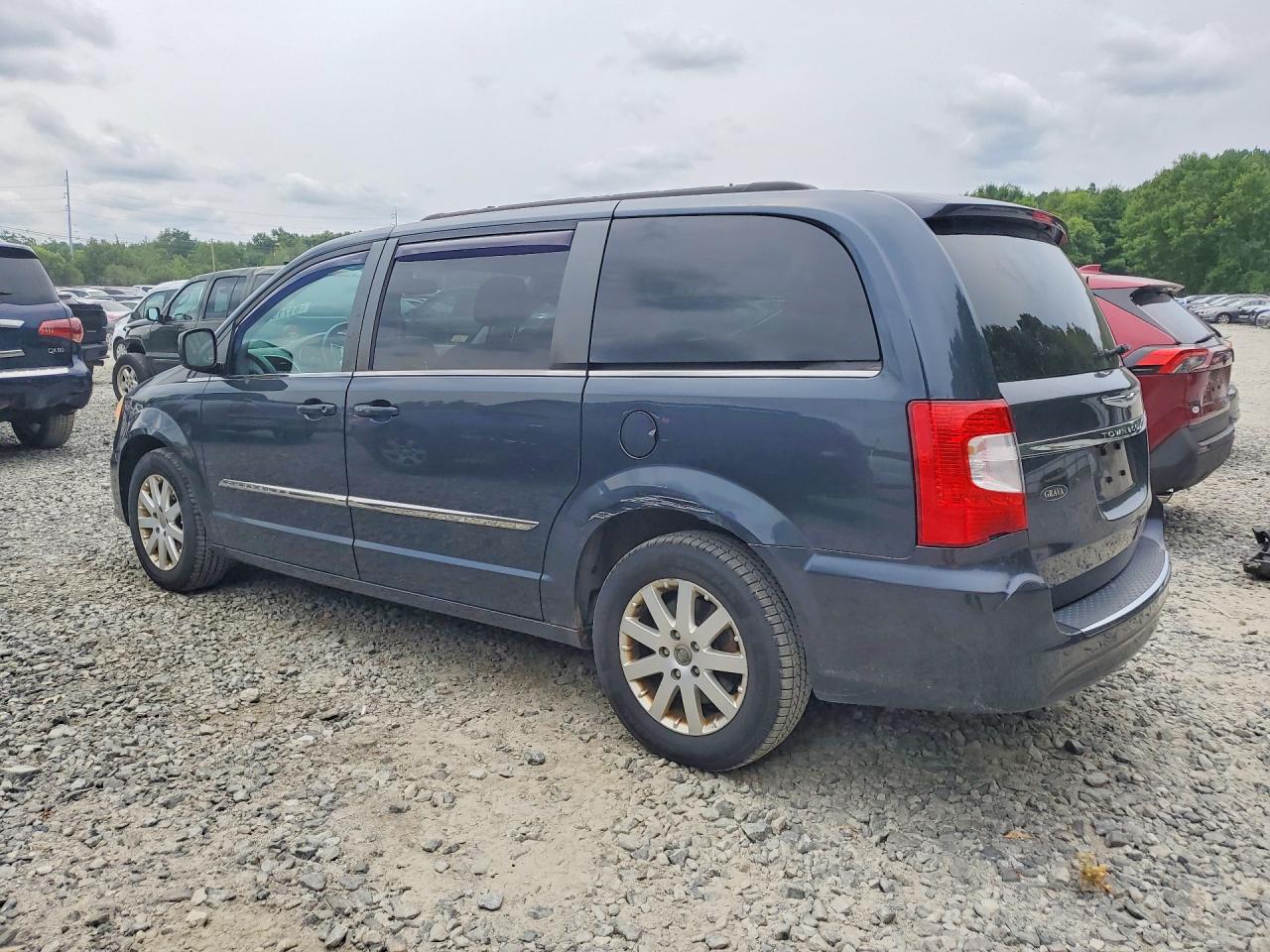 2013 CHRYSLER MINIVAN