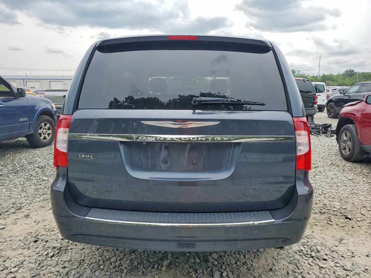 2013 CHRYSLER MINIVAN