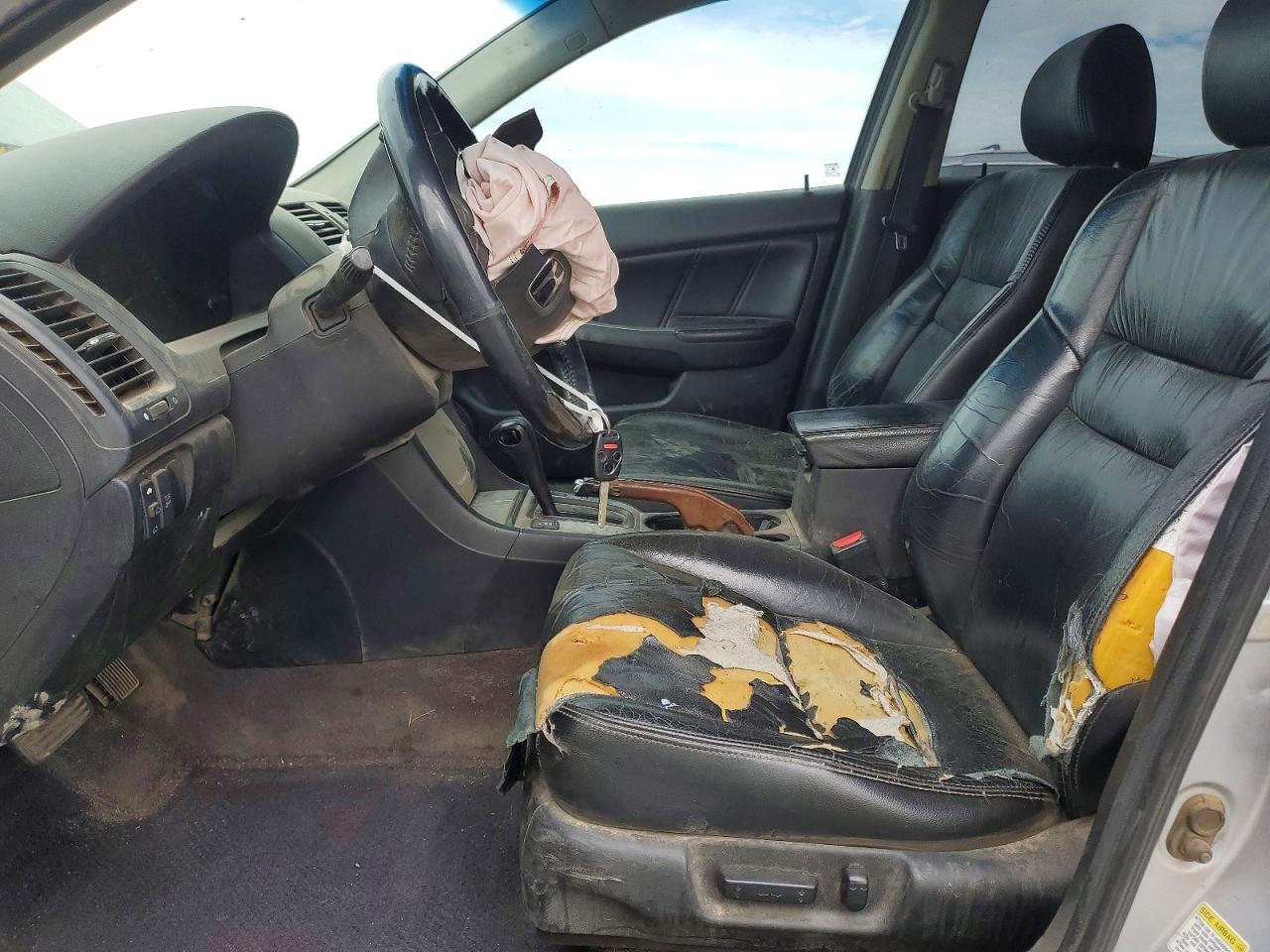 2004 HONDA ACCORD