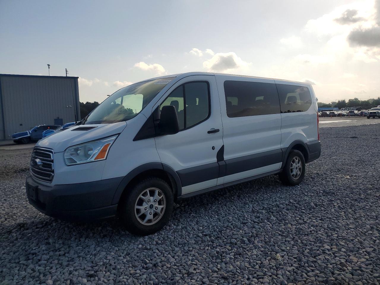 2015 FORD TRANSIT