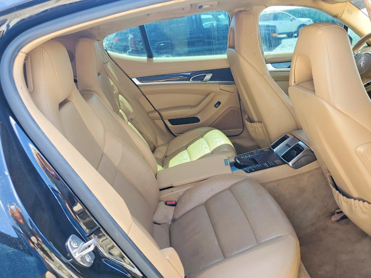 2014 PORSCHE PANAMERA