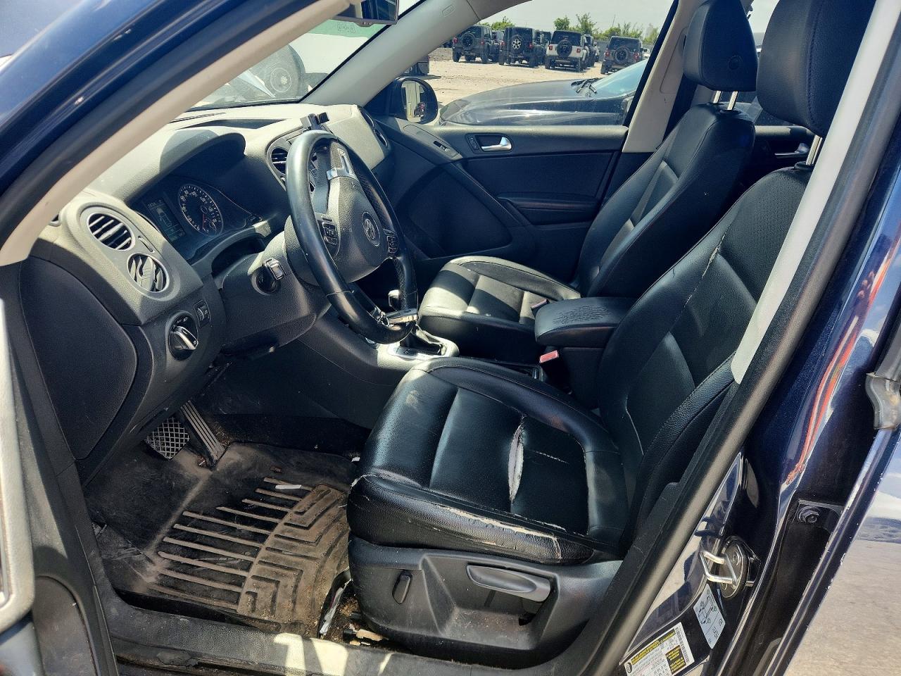 2016 VOLKSWAGEN TIGUAN