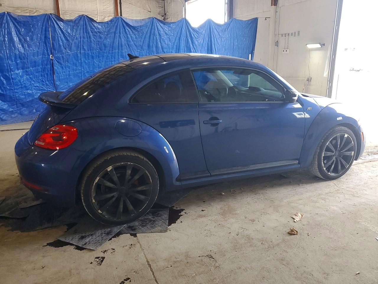 2013 VOLKSWAGEN BEETLE
