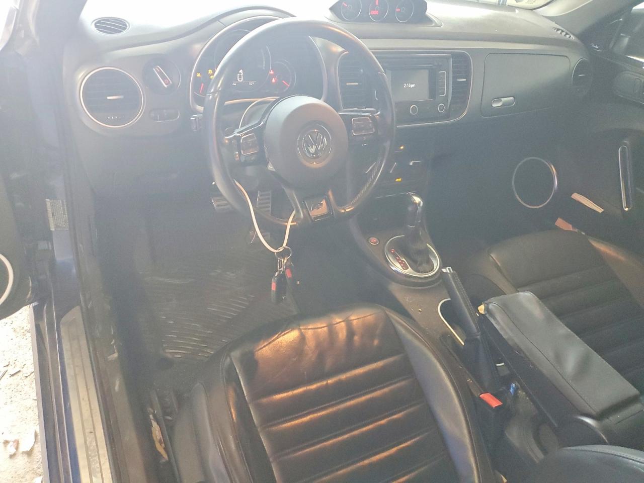 2013 VOLKSWAGEN BEETLE