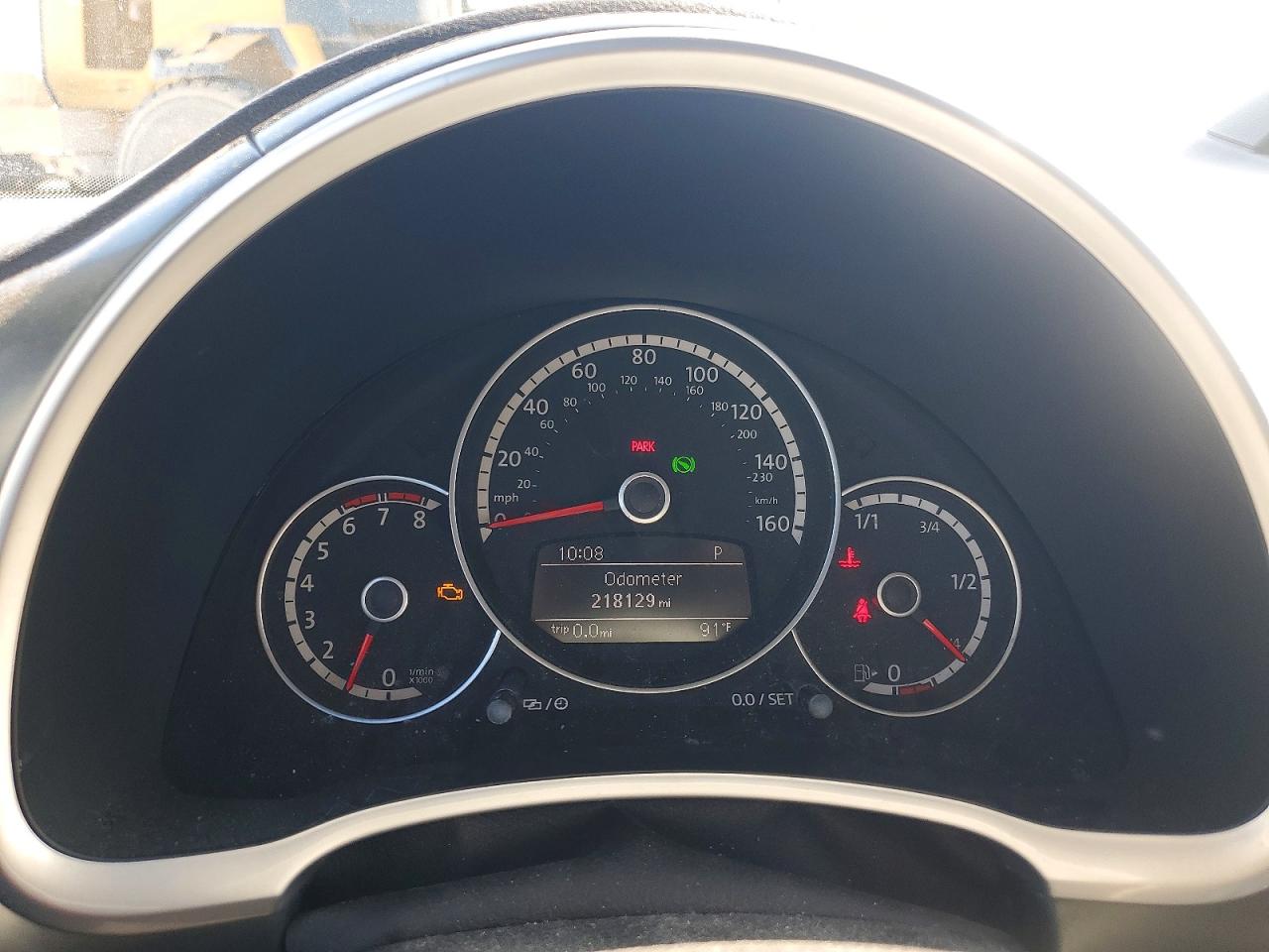 2013 VOLKSWAGEN BEETLE