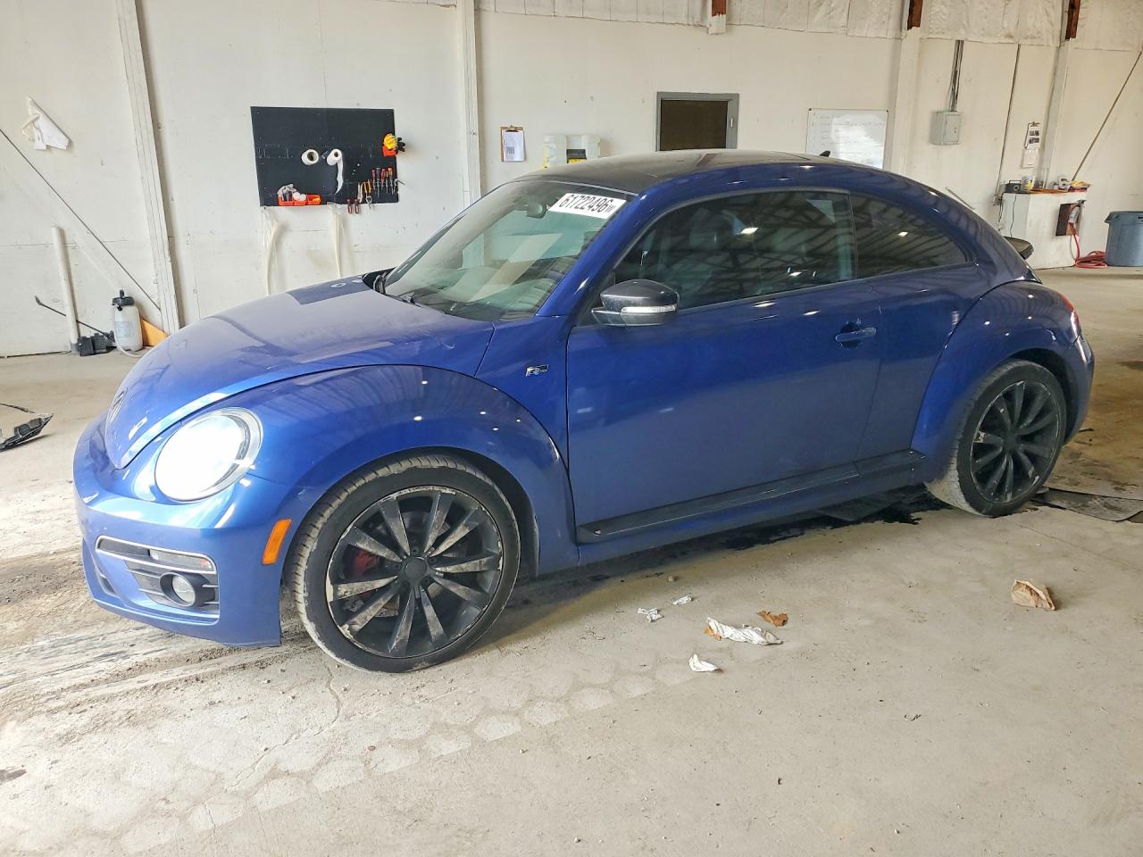2013 VOLKSWAGEN BEETLE