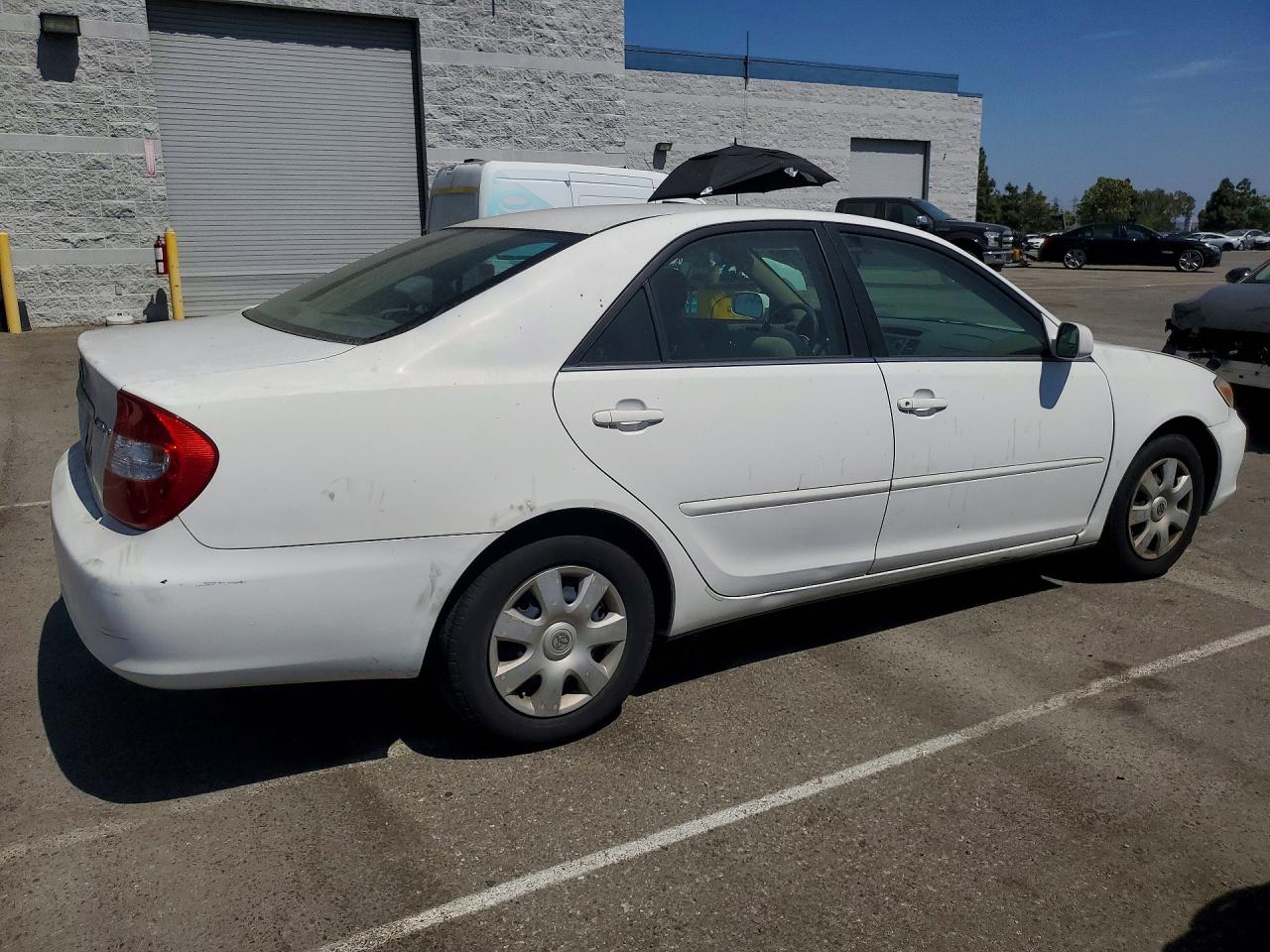 2004 TOYOTA CAMRY