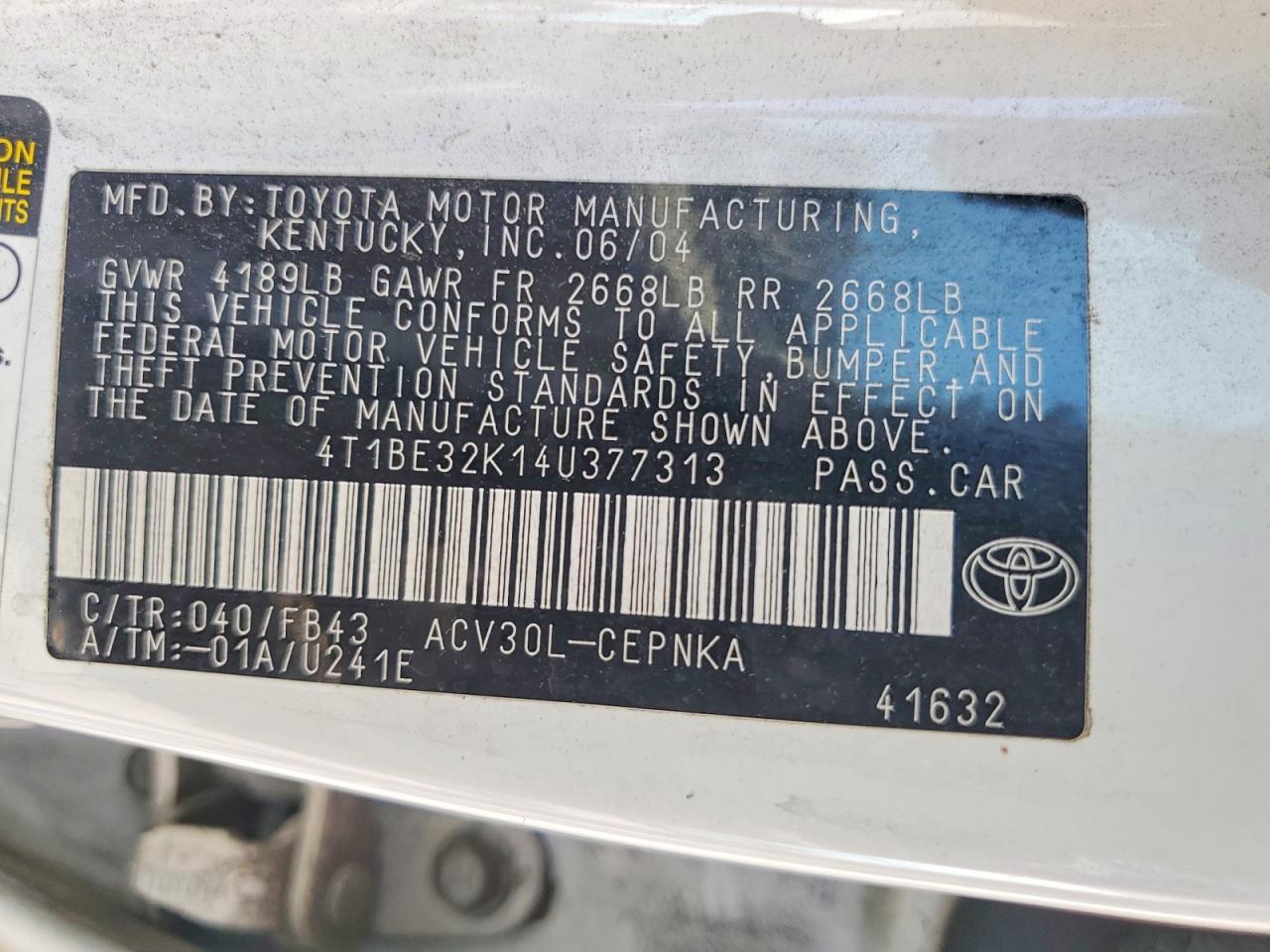 2004 TOYOTA CAMRY