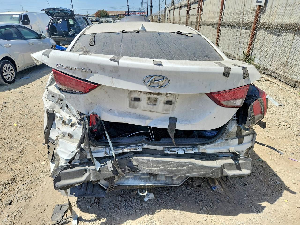 2016 HYUNDAI ELANTRA