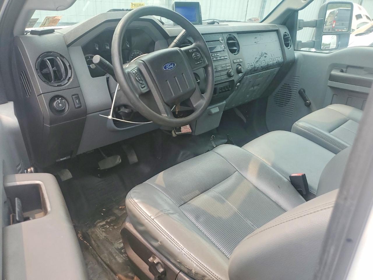 2016 FORD F550