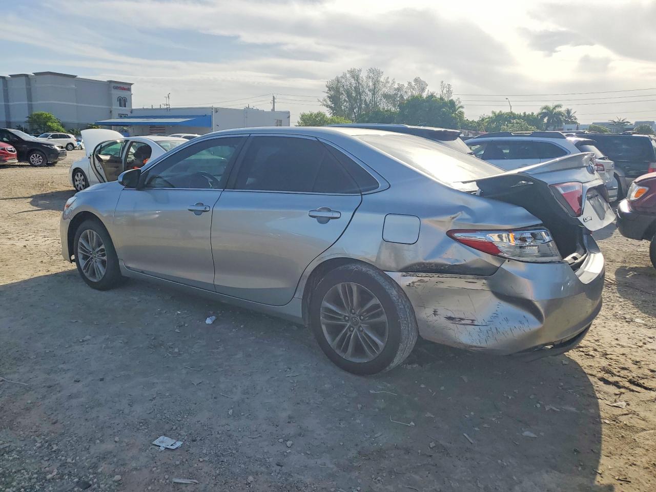 2015 TOYOTA CAMRY
