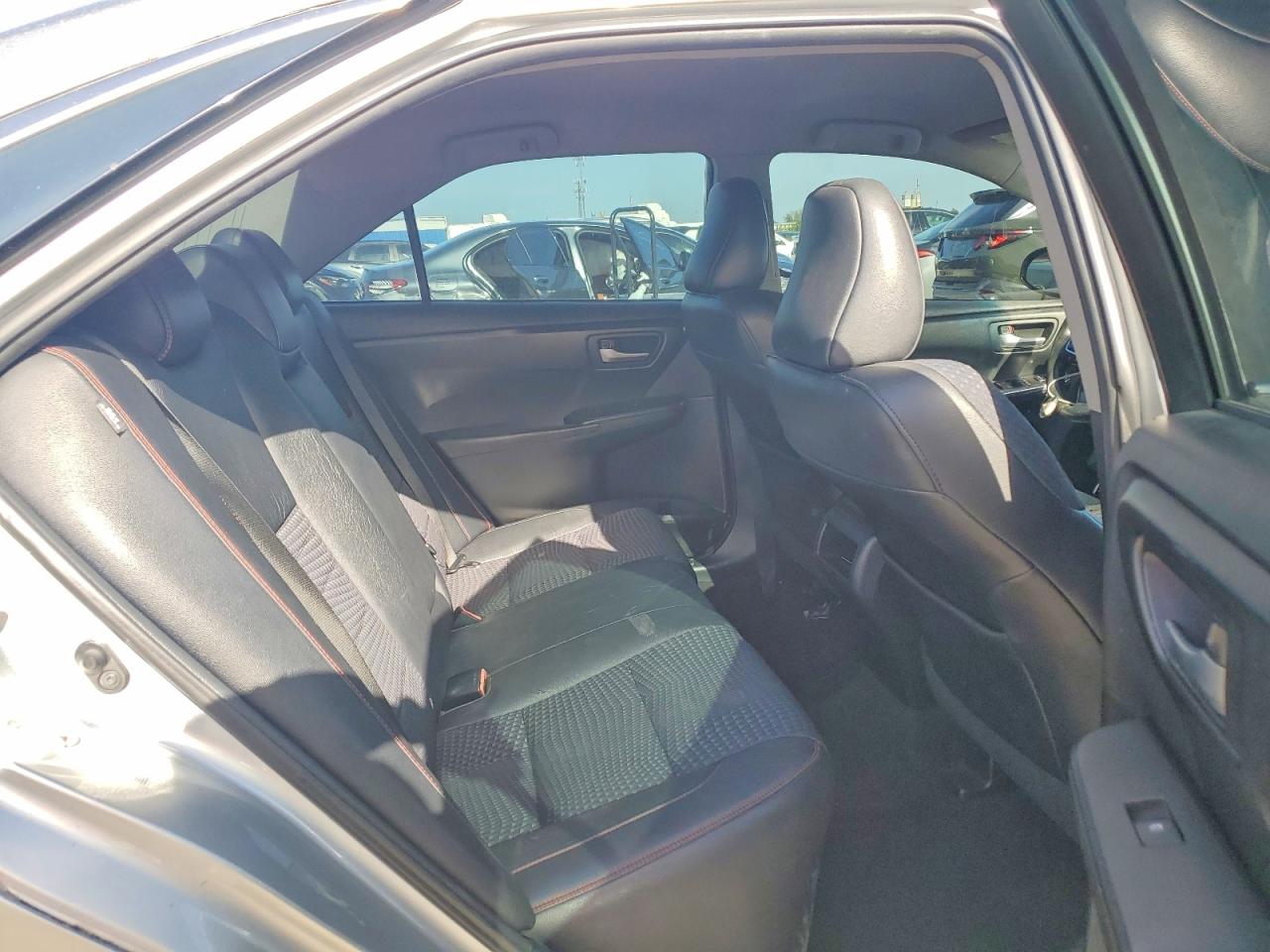 2015 TOYOTA CAMRY