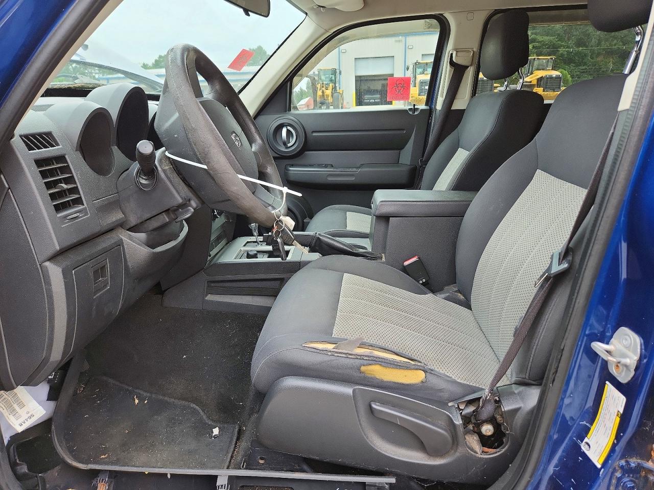2010 DODGE NITRO