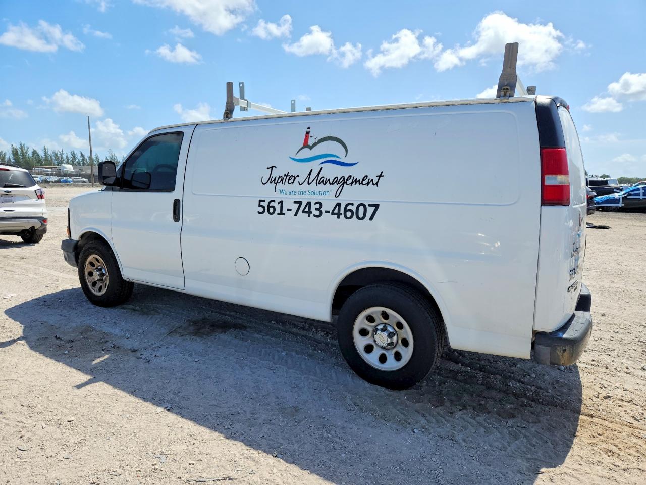 2013 CHEVROLET EXPRESS