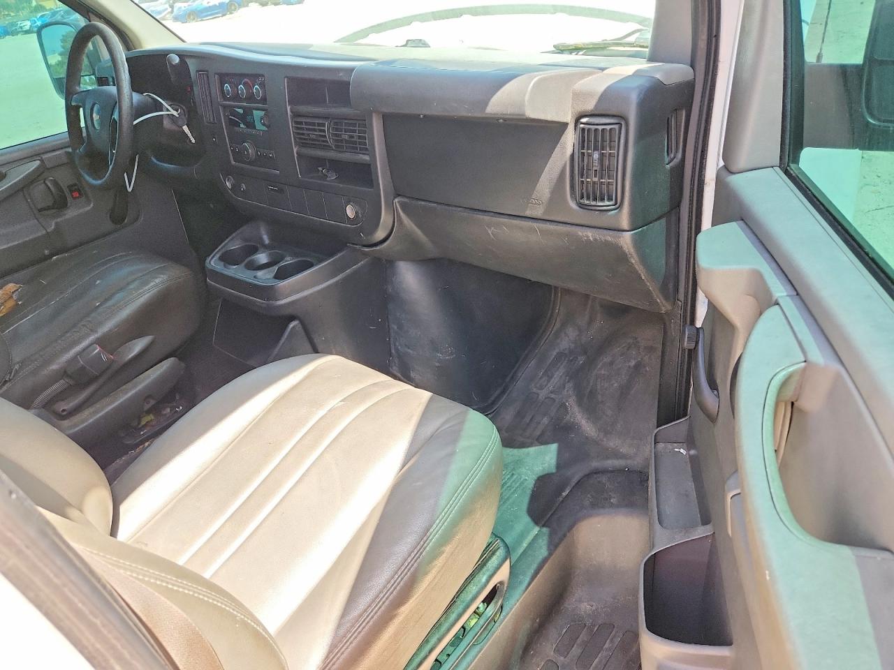 2013 CHEVROLET EXPRESS