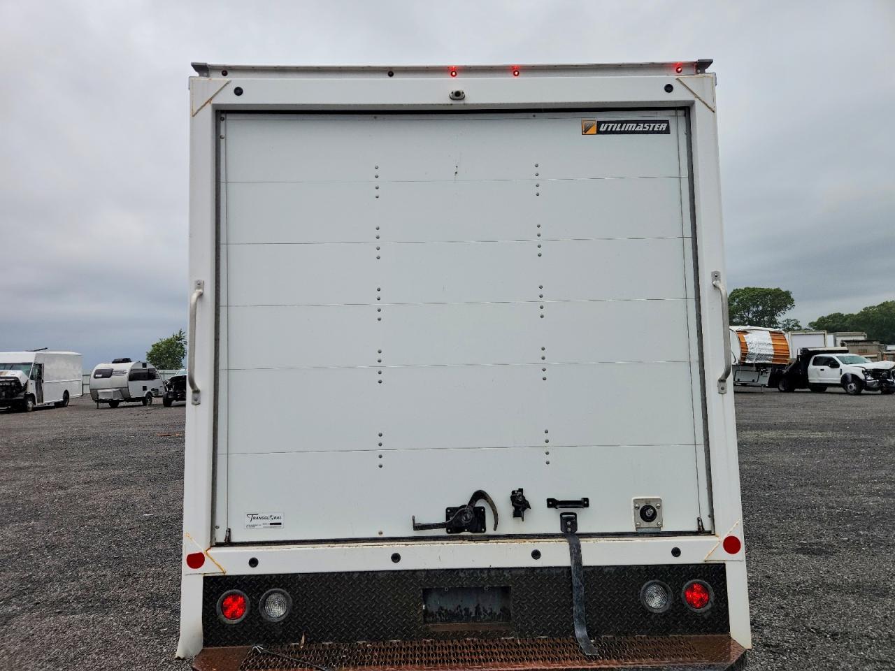 2021 CHEVROLET EXPRESS