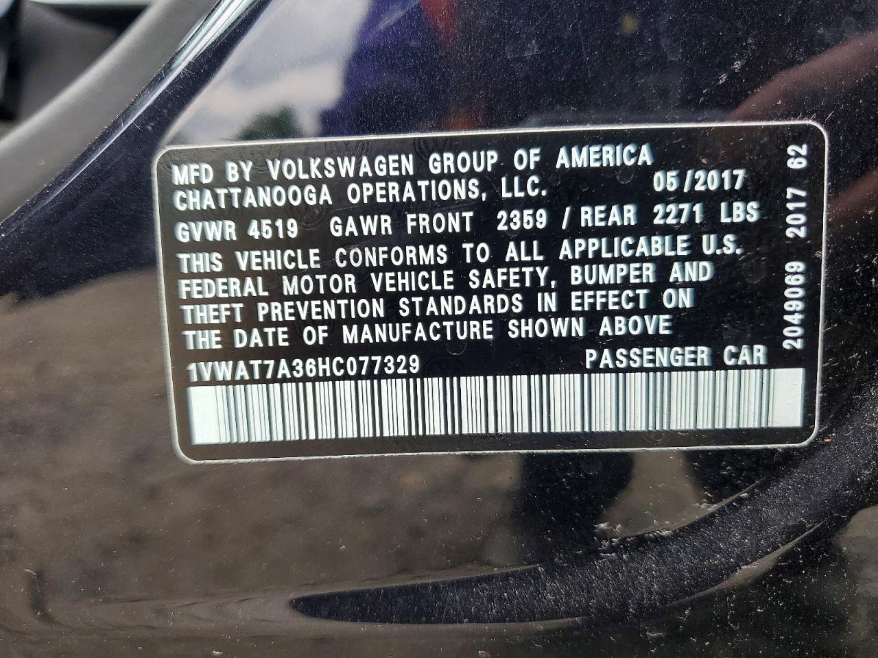 2017 VOLKSWAGEN PASSAT