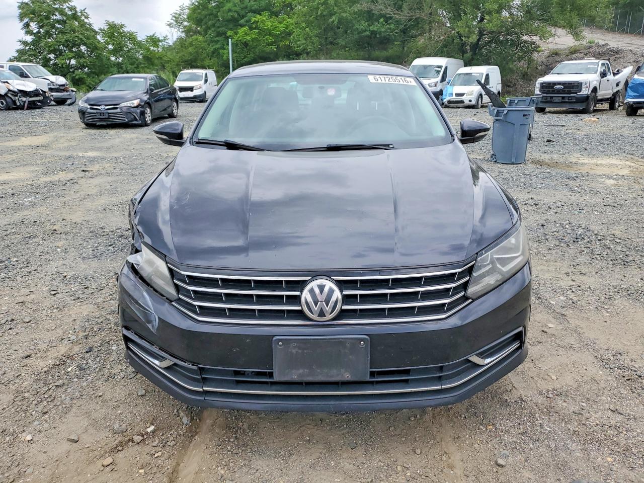 2017 VOLKSWAGEN PASSAT