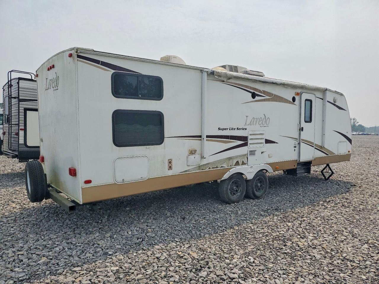 2008 KEYSTONE LAREDO