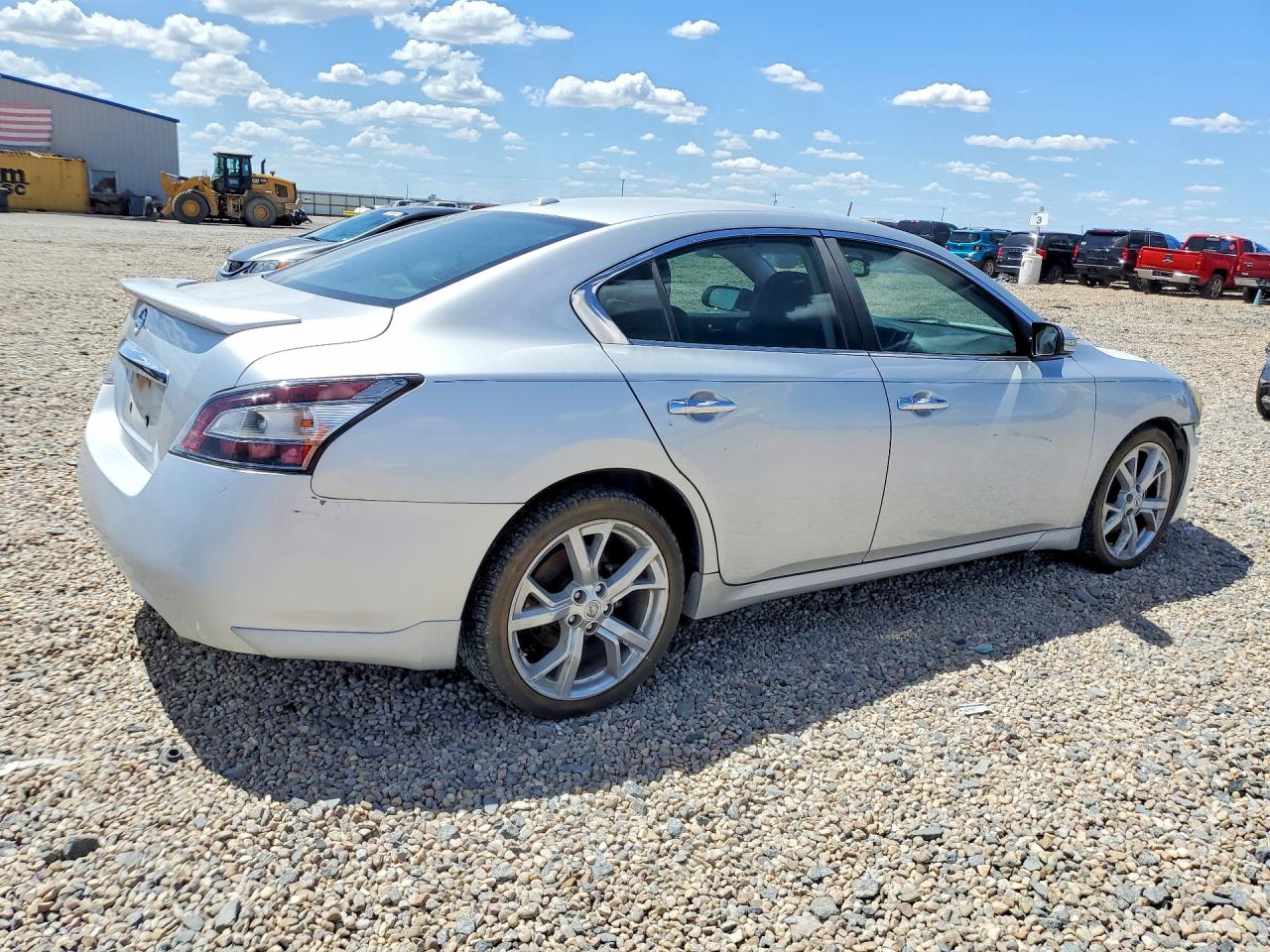 2012 NISSAN MAXIMA