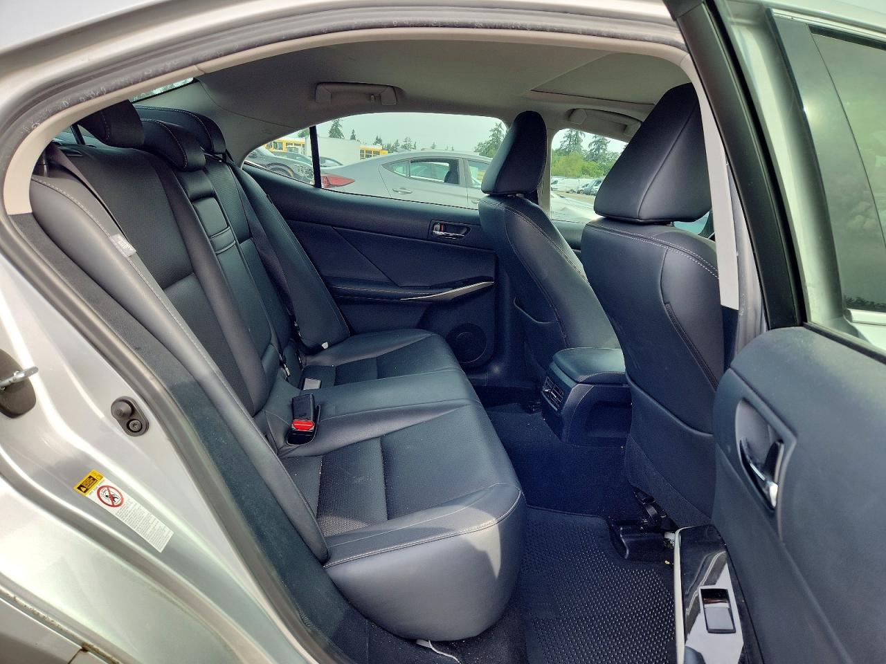 2016 LEXUS IS