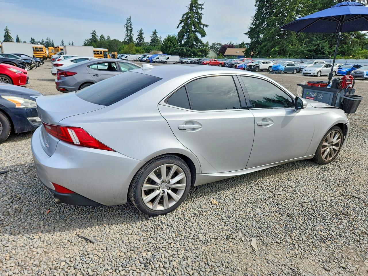 2016 LEXUS IS