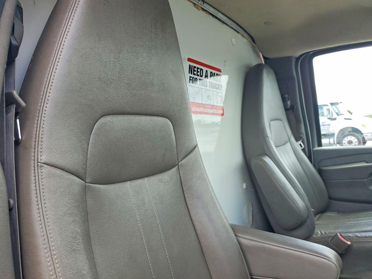 2011 GMC SAVANA