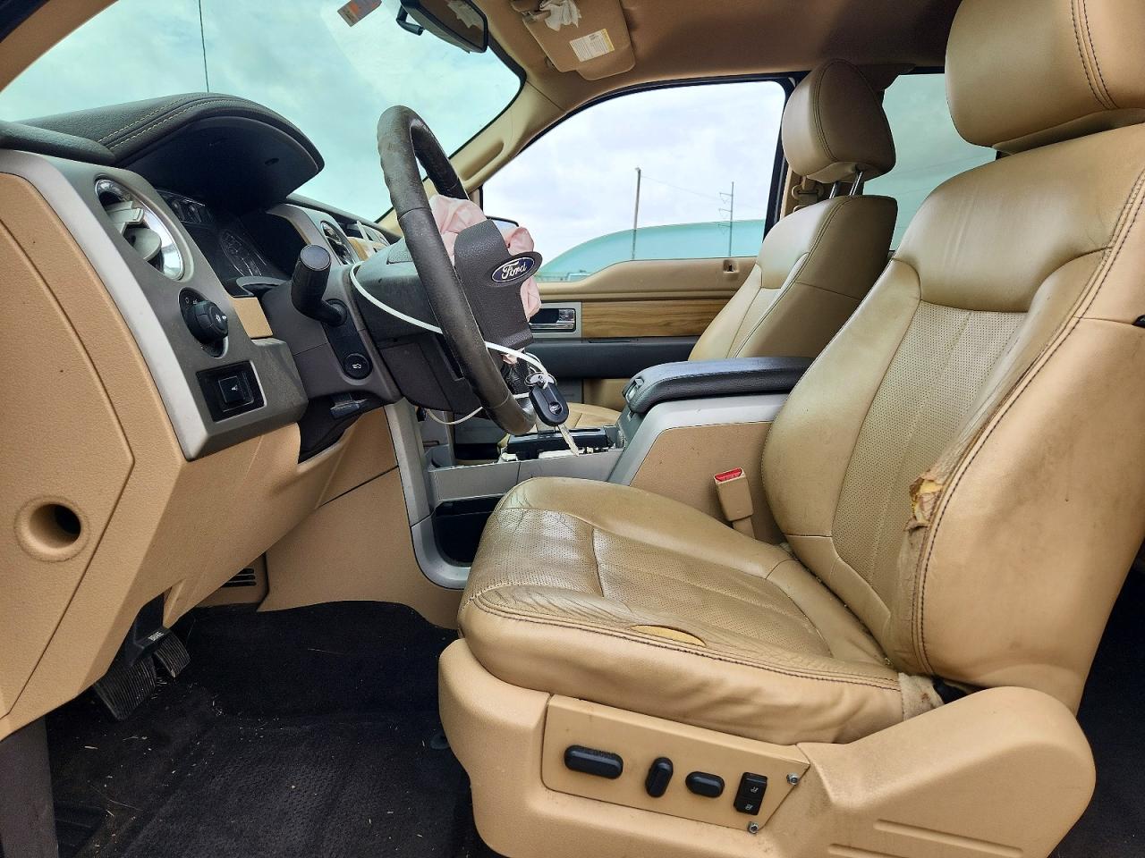 2011 FORD F150