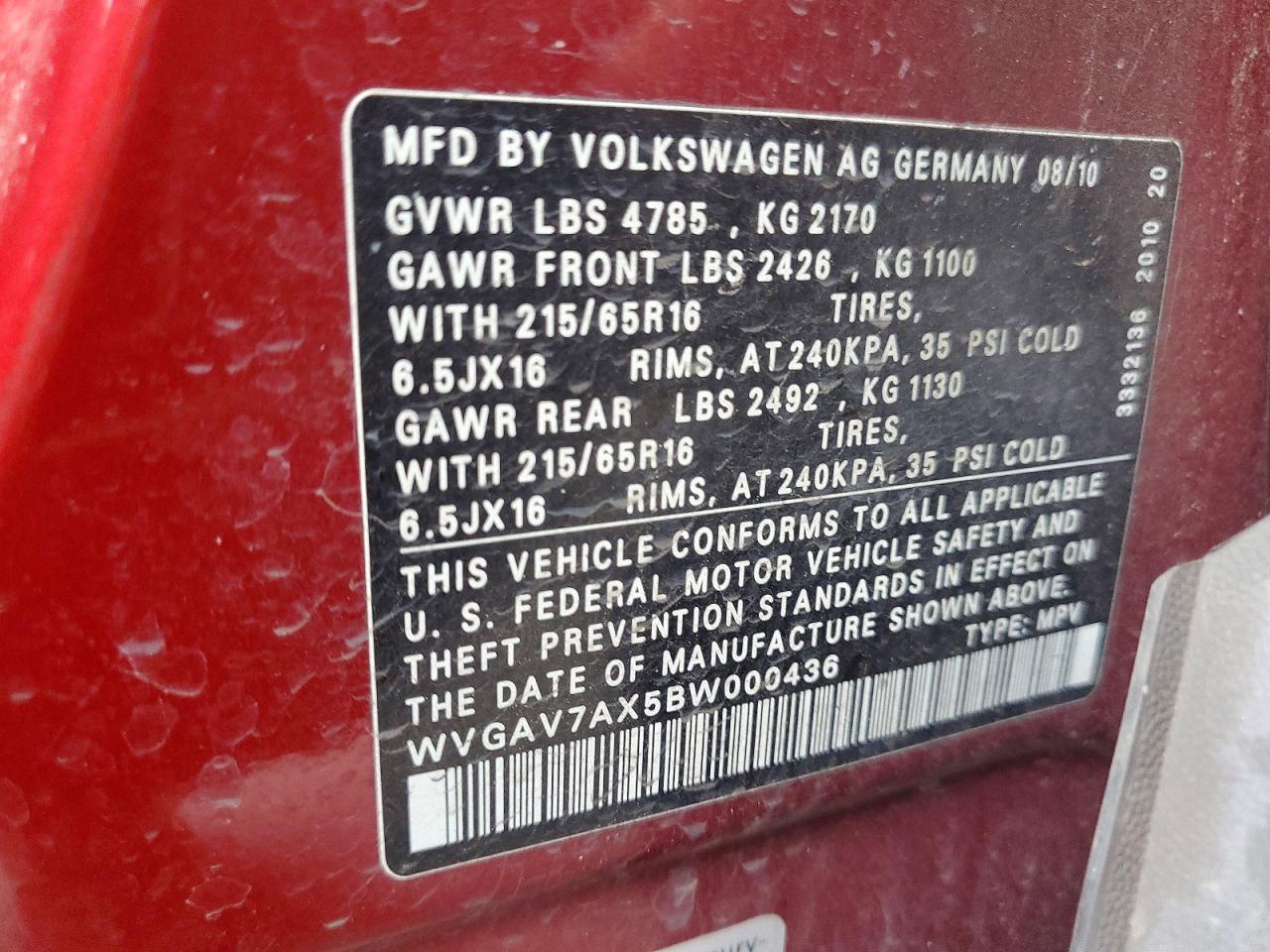 2011 VOLKSWAGEN TIGUAN