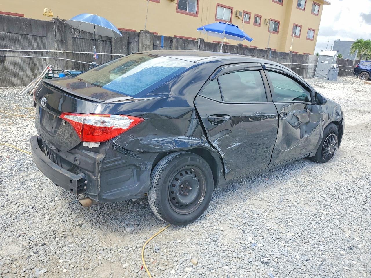 2016 TOYOTA COROLLA