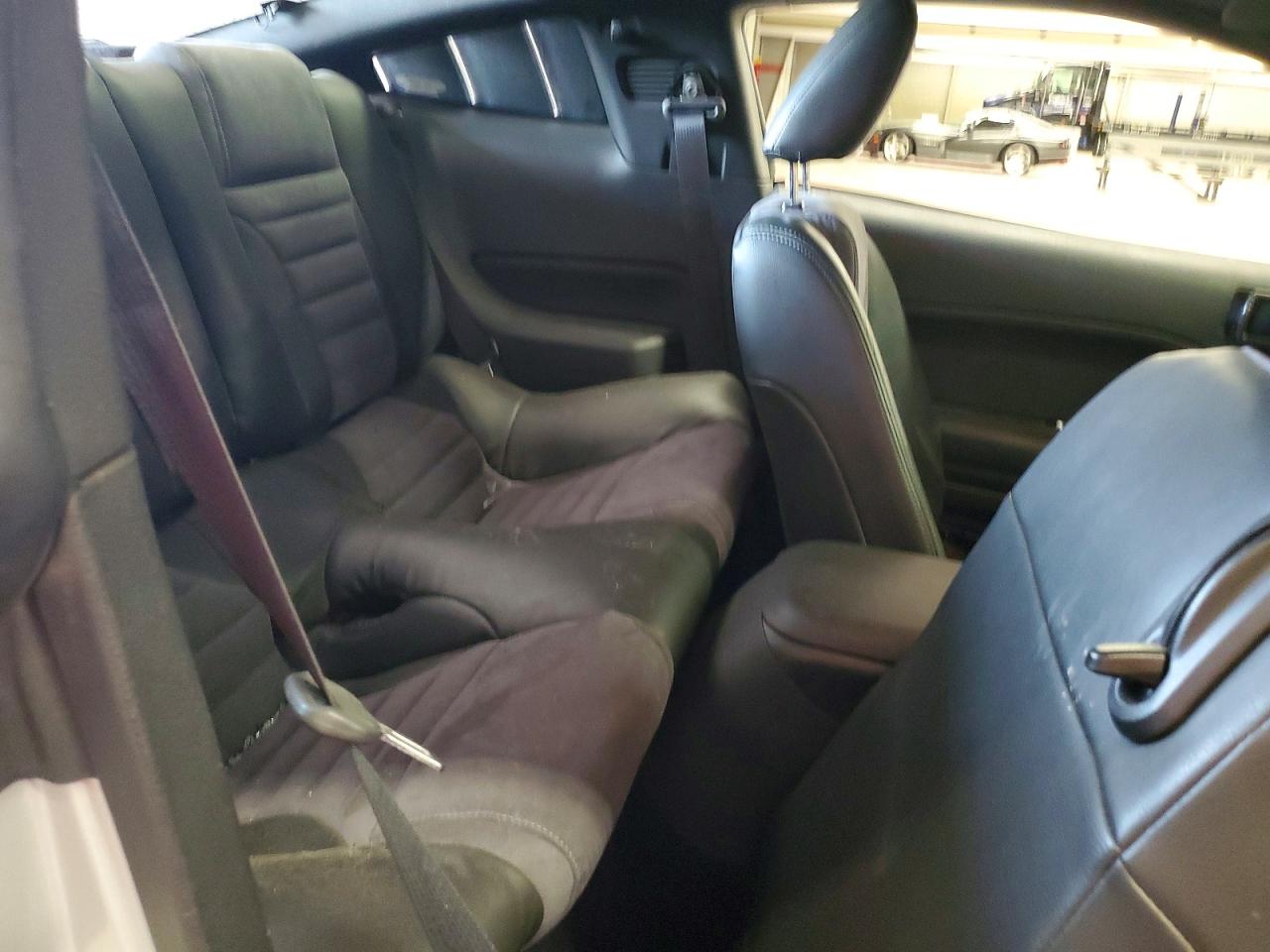 2005 FORD MUSTANG